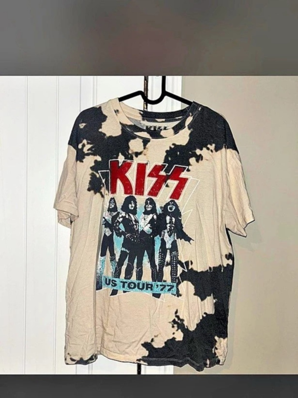 KISS US Tour 77 Bleach Wash Band T-Shirt Beige & Black Medium